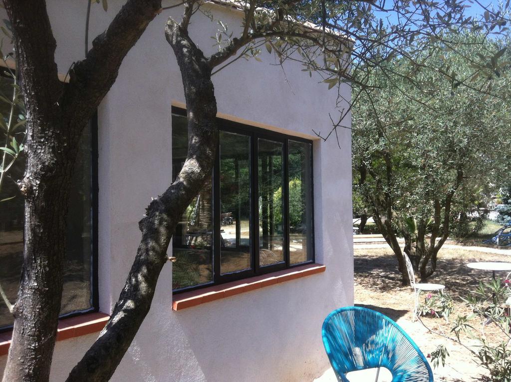 Du Cote De Chez Soi Hotel La Ciotat Ruang foto